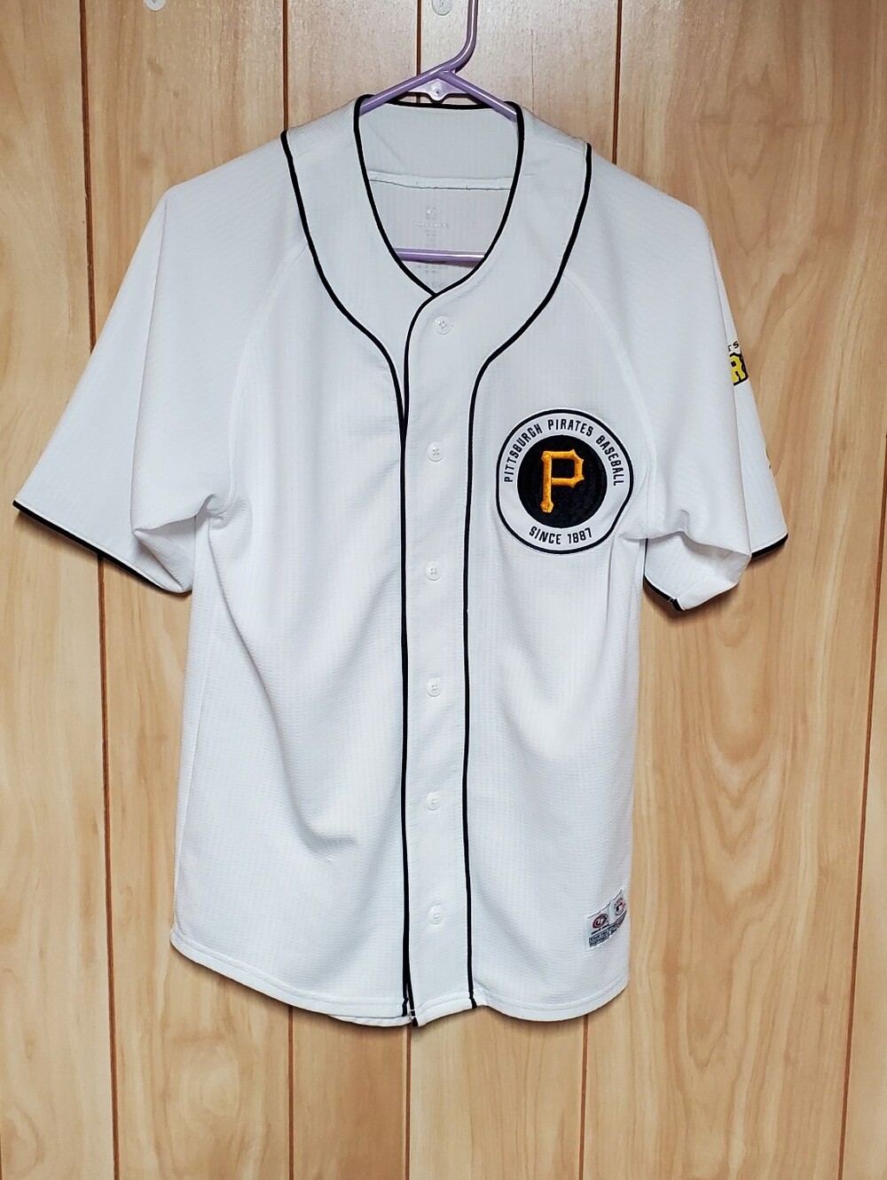 Pittsburgh Pirates Baseball Jersey True Fan White Black Gold Small 34-36 MLB - Picture 5 of 9